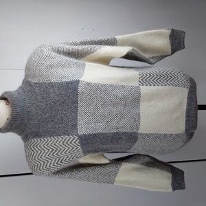 Erika- Gray & Off White Silk / Angora Sweater Checker SOFT Neutral Sz.Medium